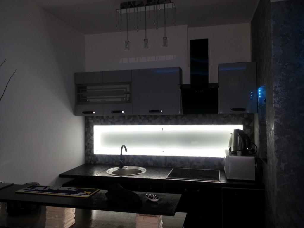 Apartament Neon Daire Gdynia Oda fotoğraf