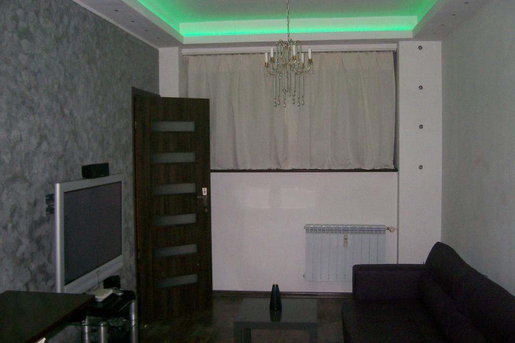 Apartament Neon Daire Gdynia Oda fotoğraf